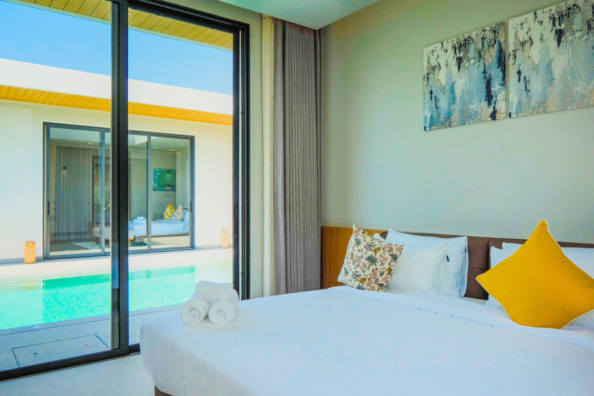 Spacious 3-Bedroom Luxury Villa for Rent In Chalong