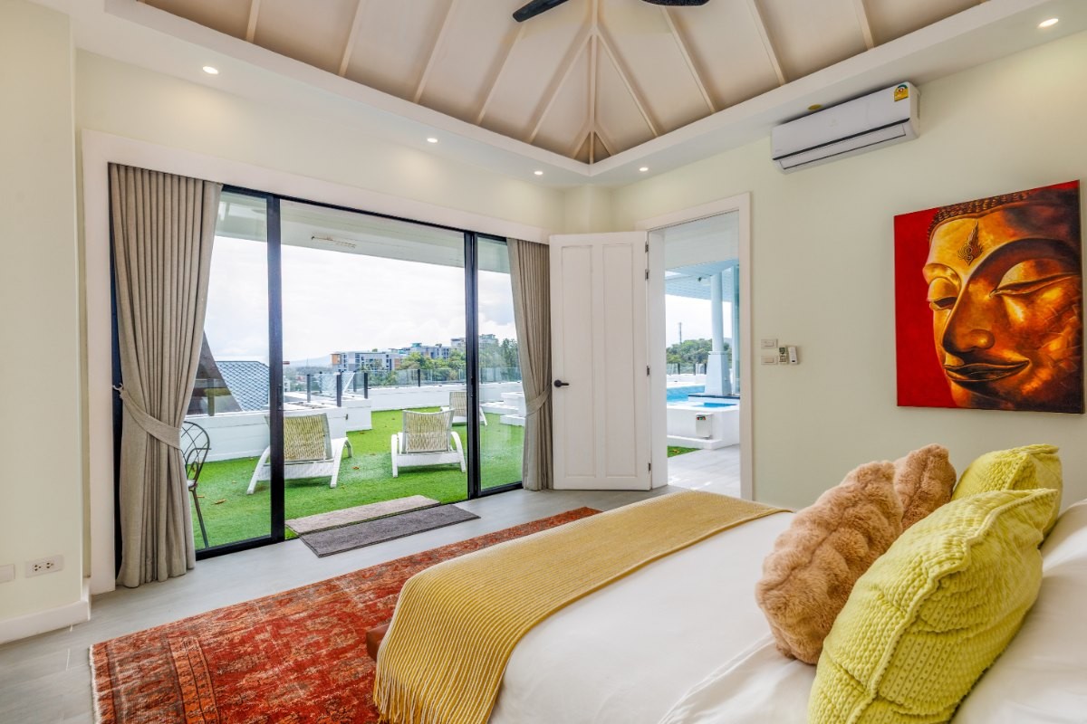 Luxury 5-Bedroom Ocean View Villa for Sale in Surin Hills, Phuket – THB 55 Million