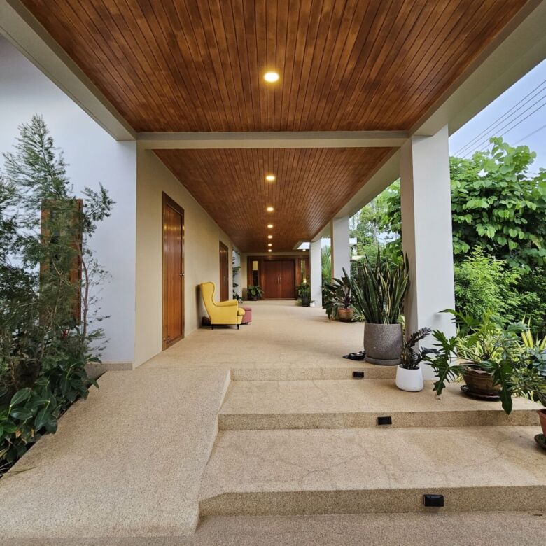 Luxury 5-Room Standalone Pool Villa for Sale in Cherngtalay, Phuket – THB 55 Million