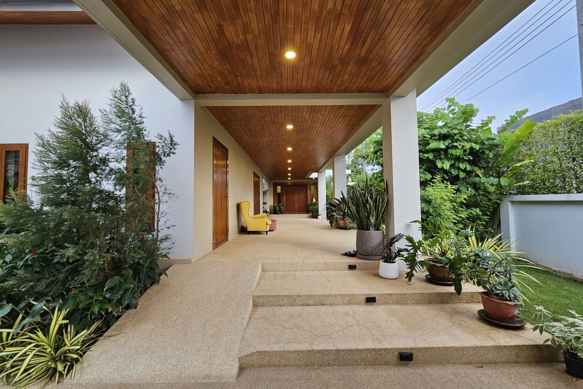 Luxury 5-Room Standalone Pool Villa for Sale in Cherngtalay, Phuket – THB 55 Million