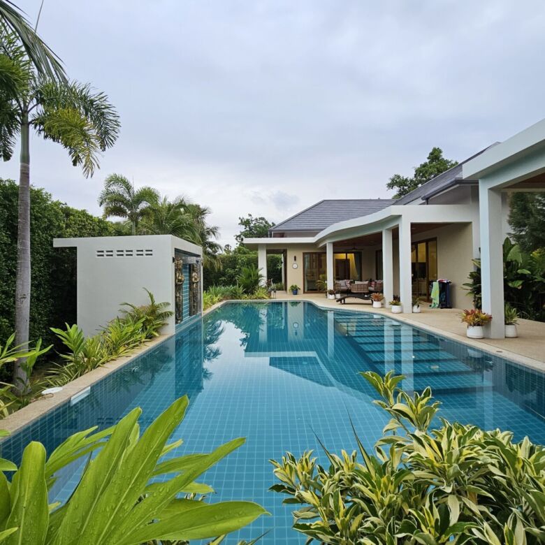 Luxury 5-Room Standalone Pool Villa for Sale in Cherngtalay, Phuket – THB 55 Million