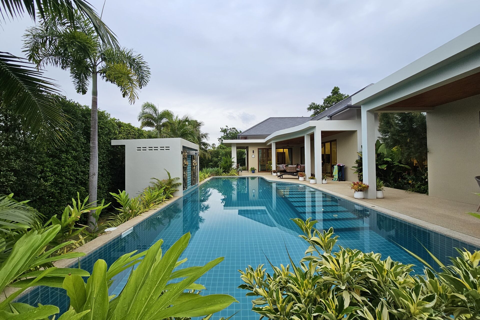 Luxury 5-Room Standalone Pool Villa for Sale in Cherngtalay, Phuket – THB 55 Million