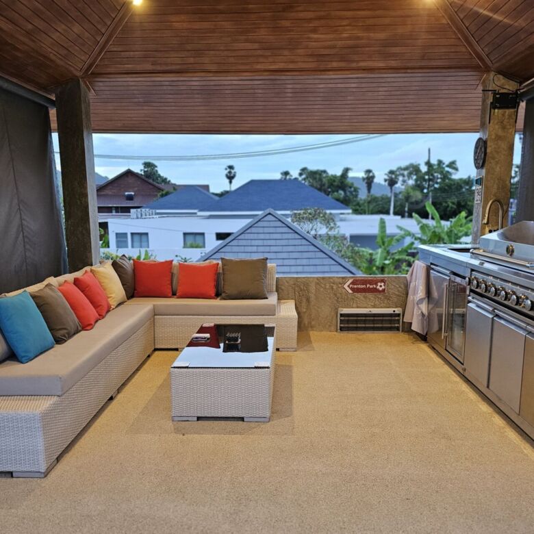 Luxury 5-Room Standalone Pool Villa for Sale in Cherngtalay, Phuket – THB 55 Million