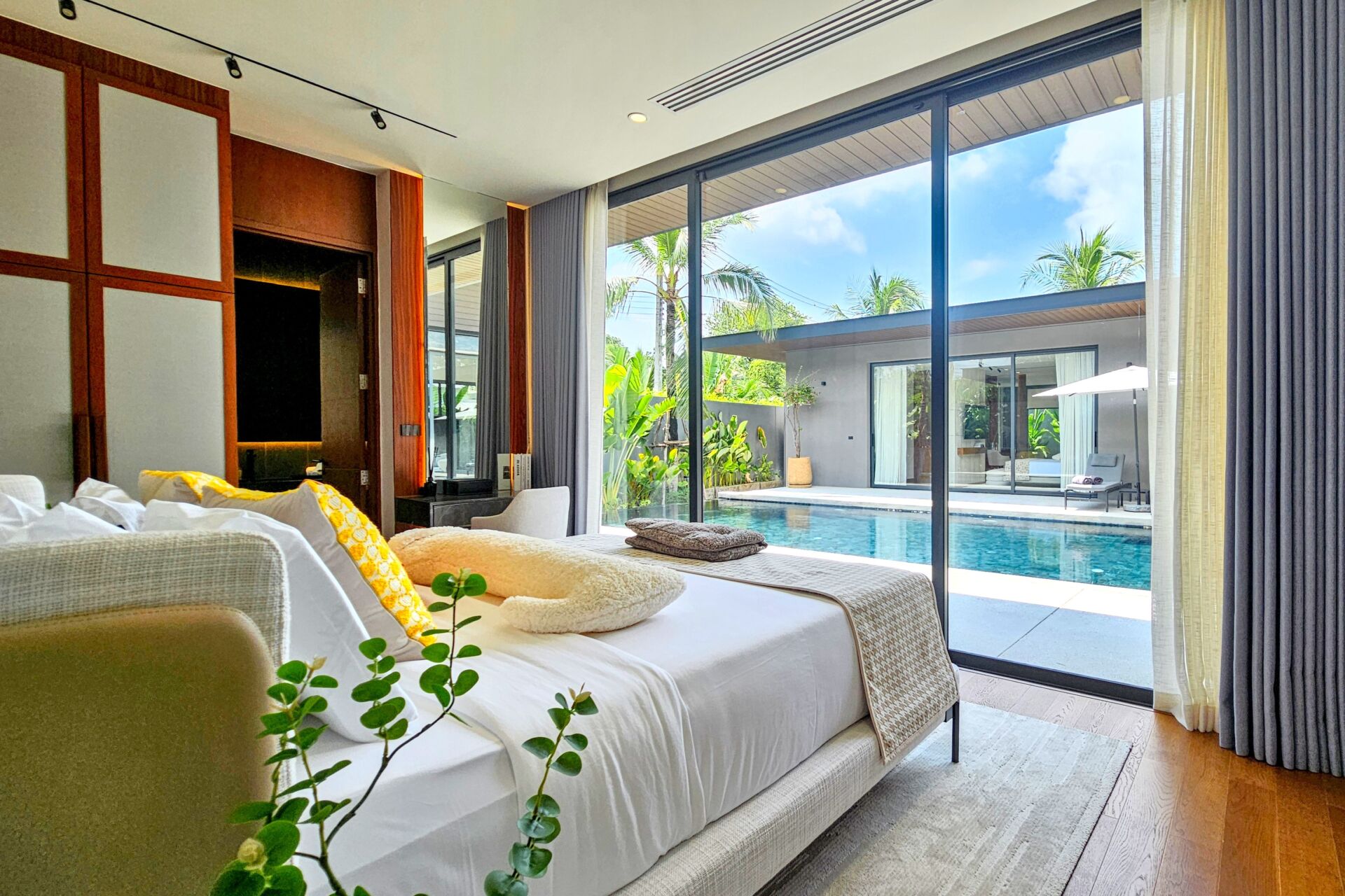 Ultra-Luxury 4-Bedroom Private Pool Villa for Rent in Chalong, Phuket