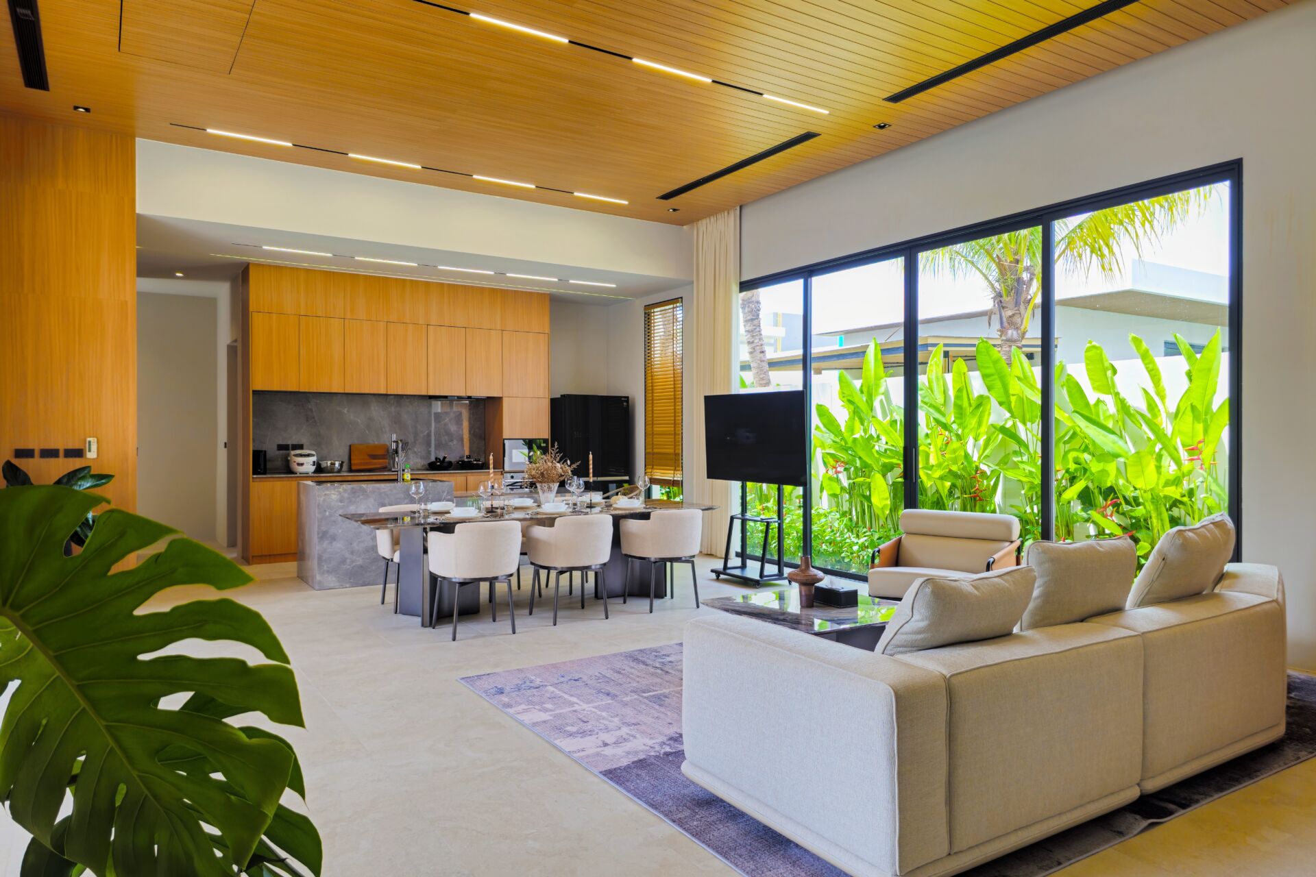 4-Bedroom Luxury Pool Villa for Rent in Chalong, Phuket