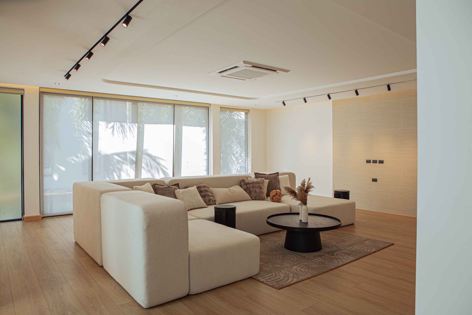 21 The Lantern Residences Phuket – Resale Luxury 4-Storey Residence for THB 32 Million