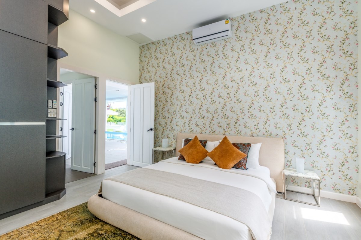 Luxury 5-Bedroom Ocean View Villa for Sale in Surin Hills, Phuket – THB 55 Million
