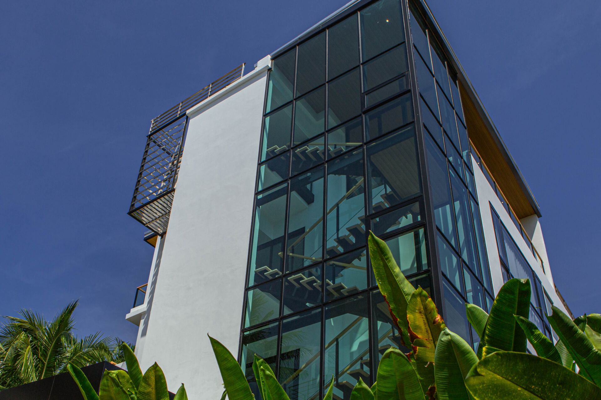 8 The Lantern Residences Phuket – Resale Luxury 4-Storey Residence for THB 32 Million
