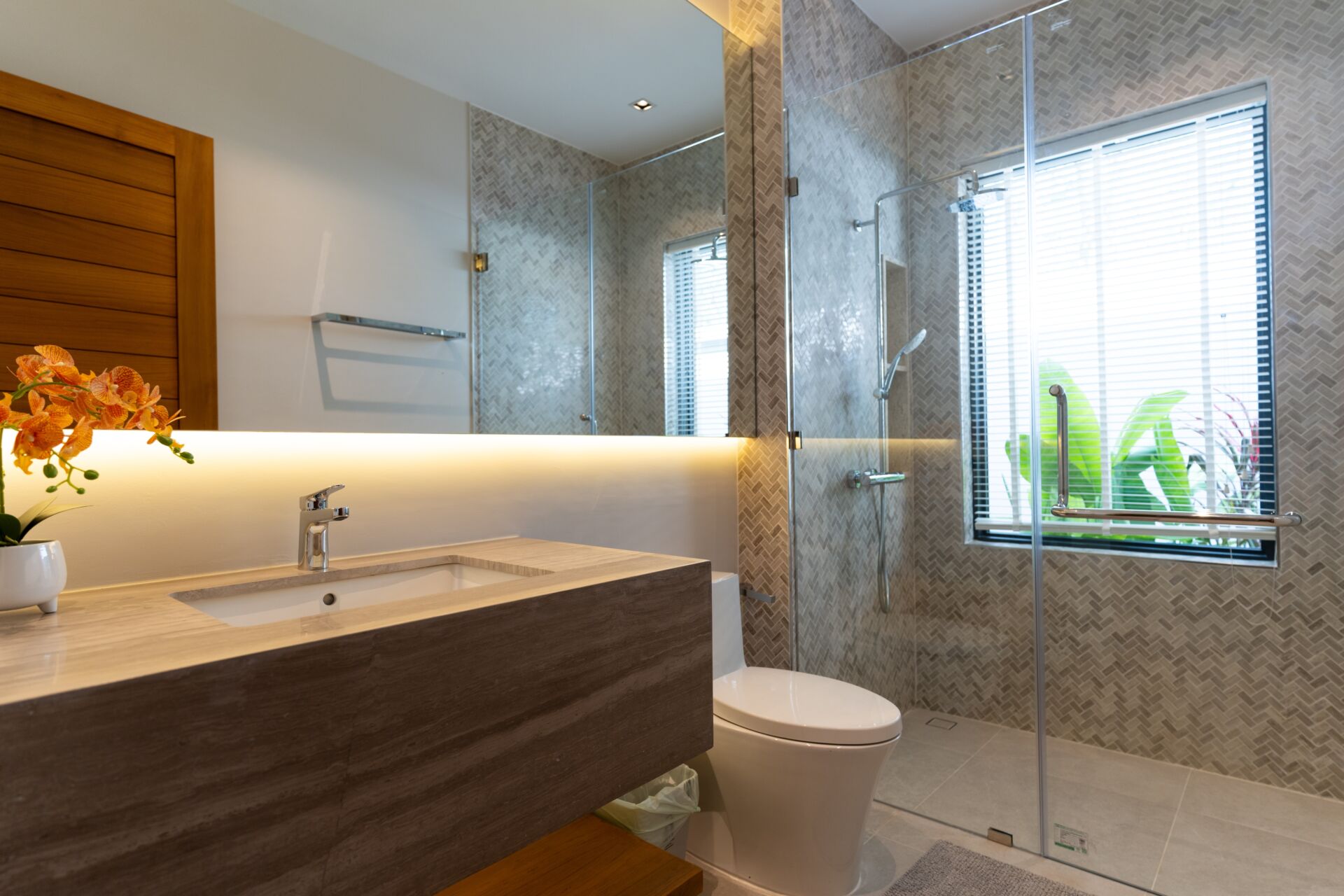 Luxury 3-Bedroom Pool Villas for Sale in Pasak, Phuket